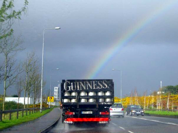 guiness-truck-rainbow